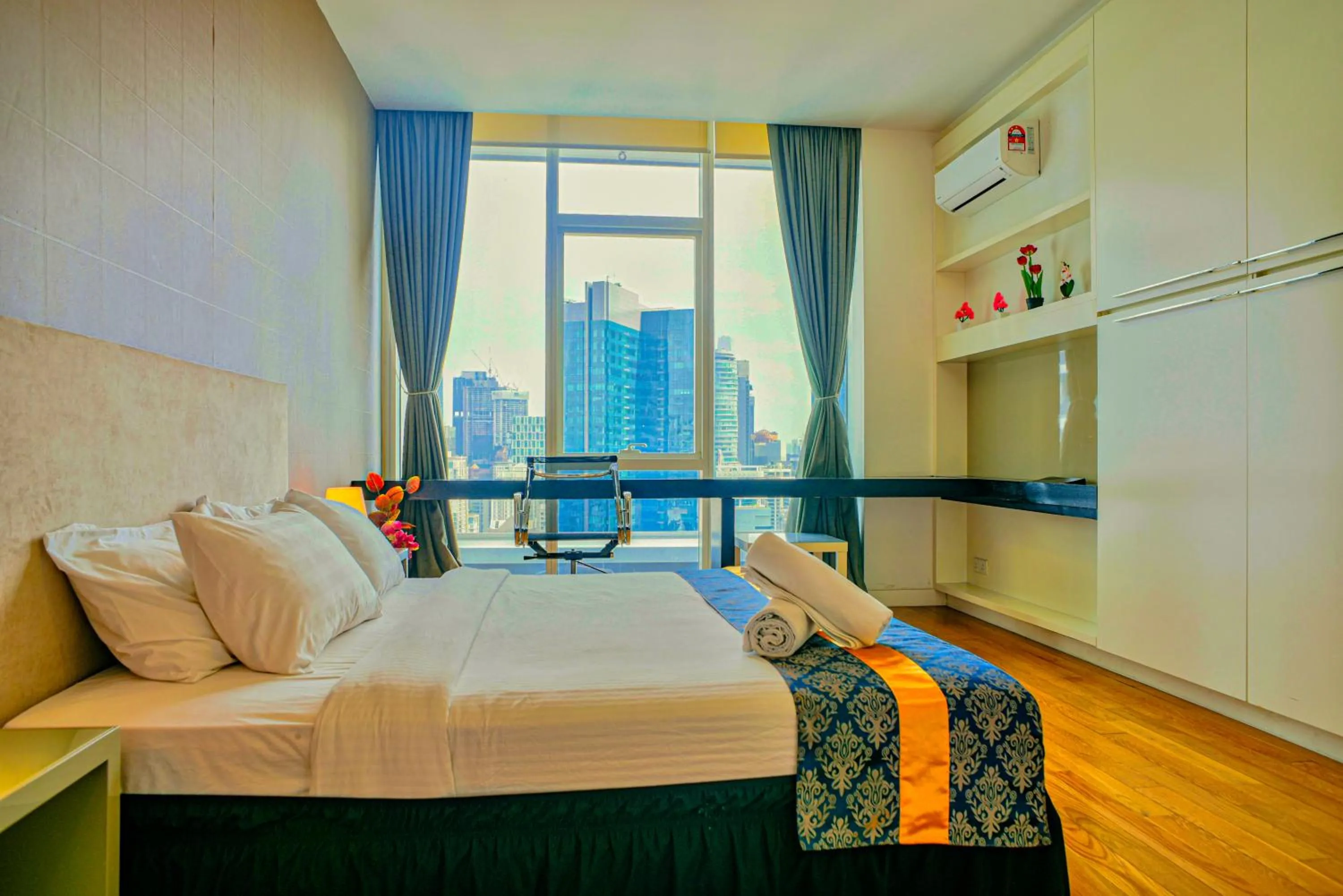 Bed in SKYWARD SUITES at Platinum KLCC