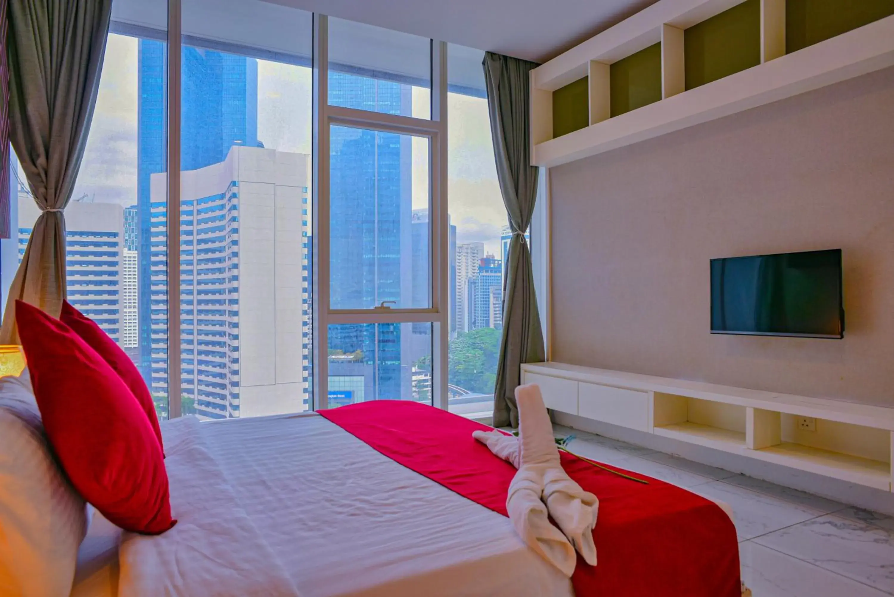 Two-Bedroom Apartment with City View - single occupancy in SKYWARD SUITES at Platinum KLCC Two-Bedroom Apartment with City View - single occupancy in SKYWARD SUITES at Platinum KLCC