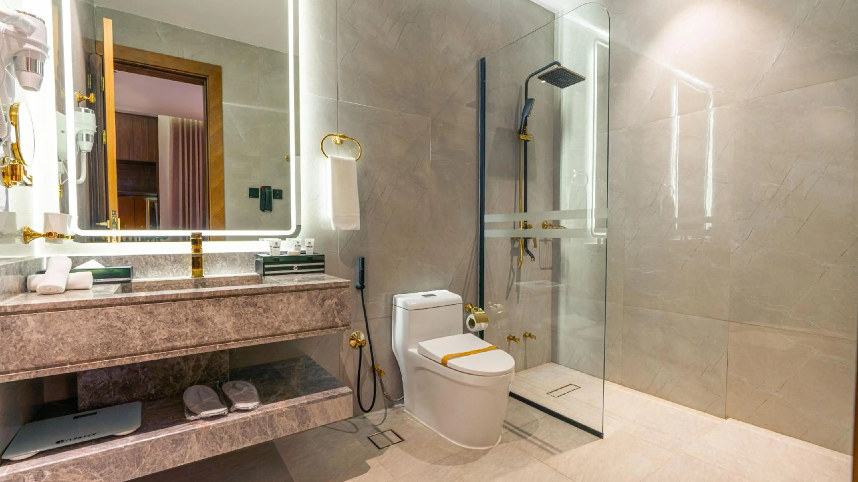 Bathroom in Novo Hotel