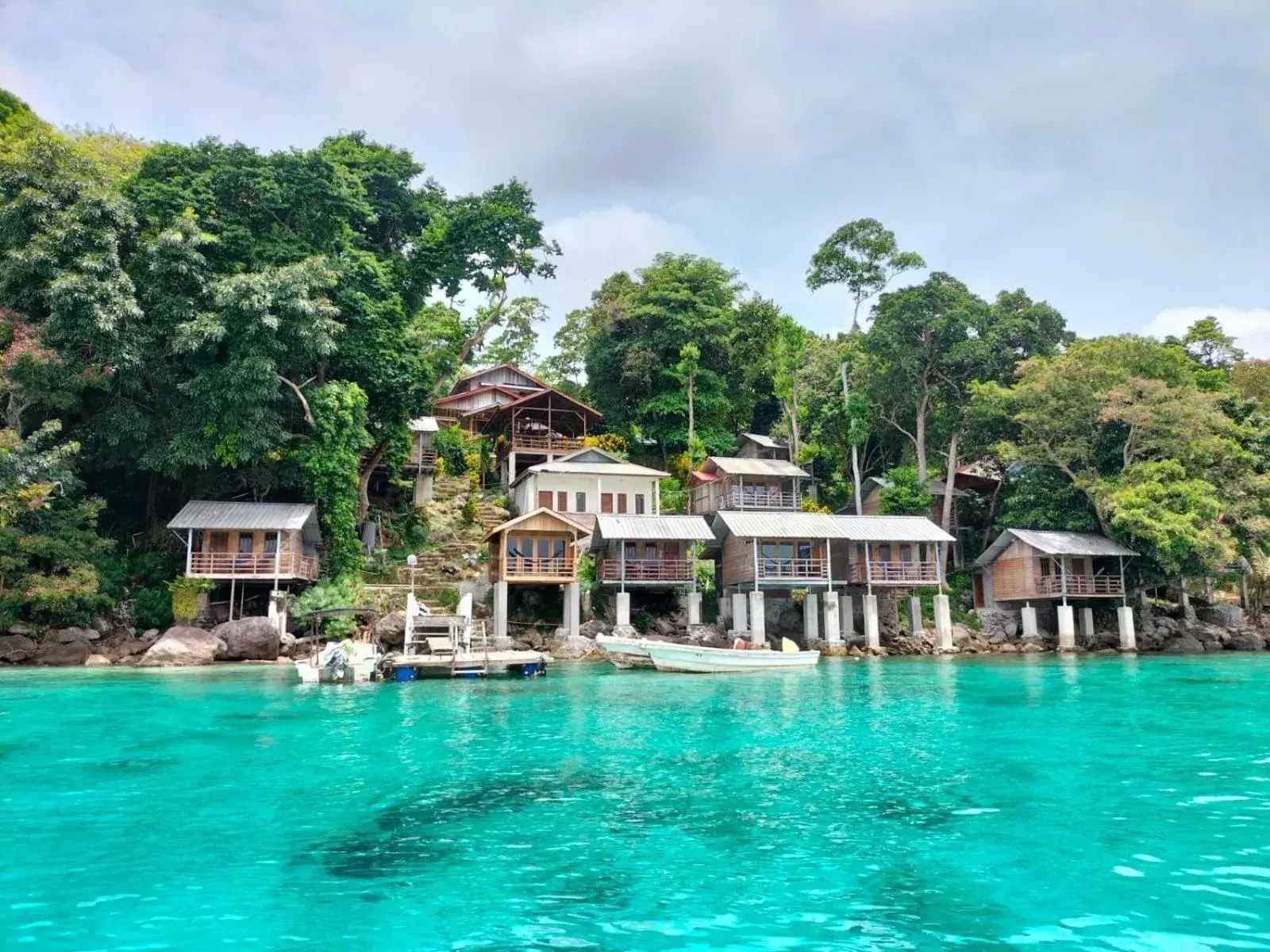 Olala Bungalows and Restaurant Olala Bungalows and Restaurant