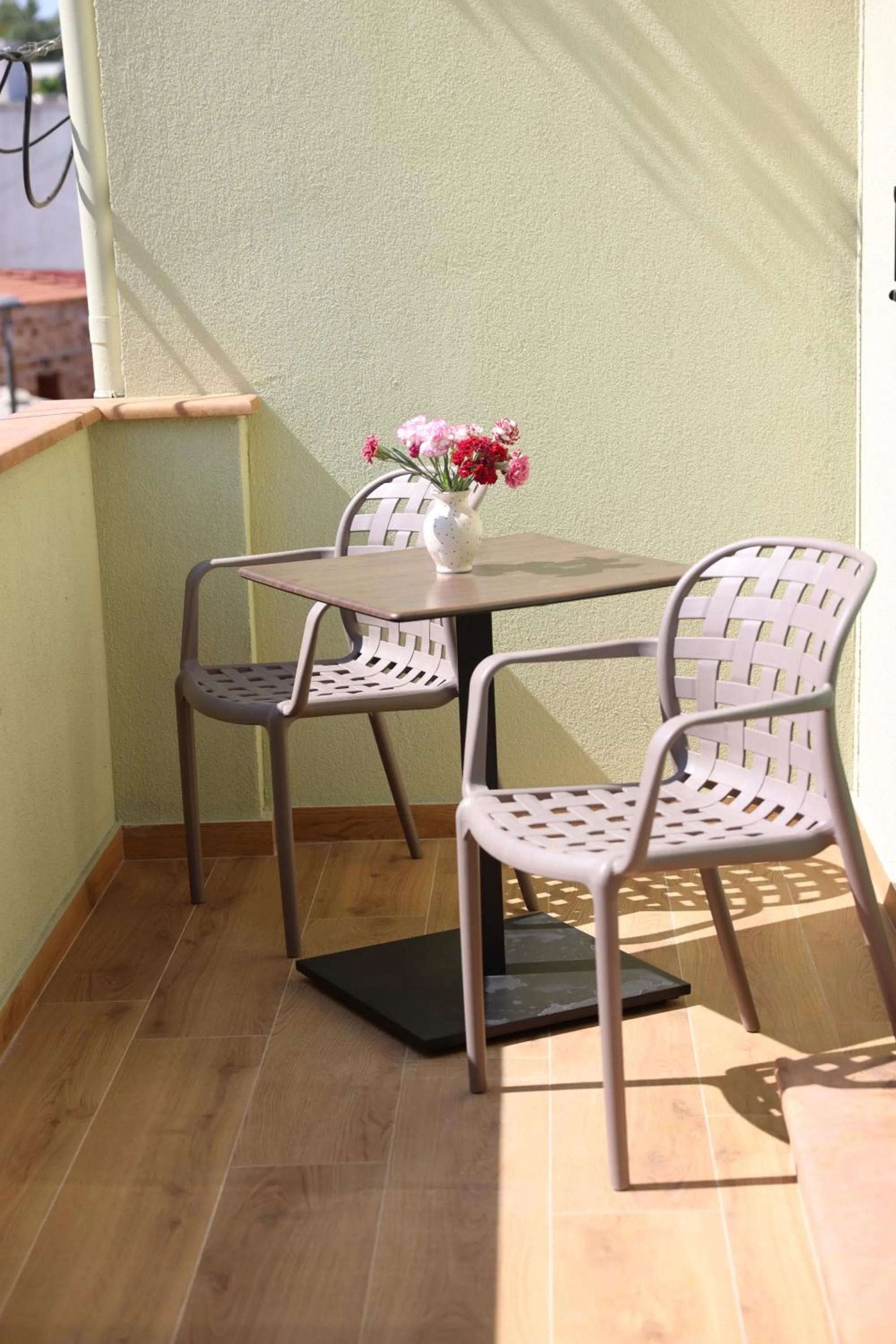 Balcony/Terrace in Lythri Studios