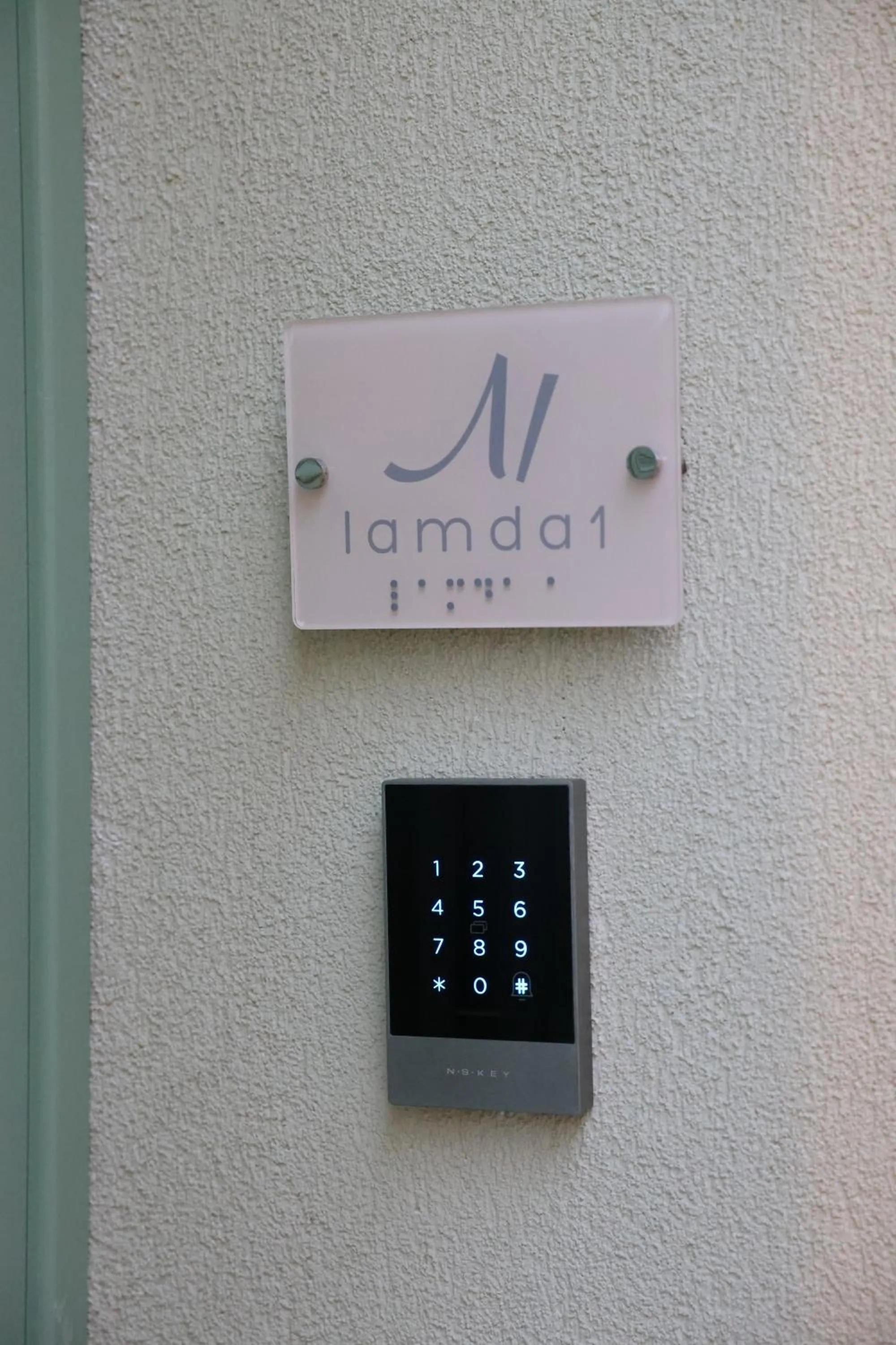 Logo/Certificate/Sign in Lythri Studios