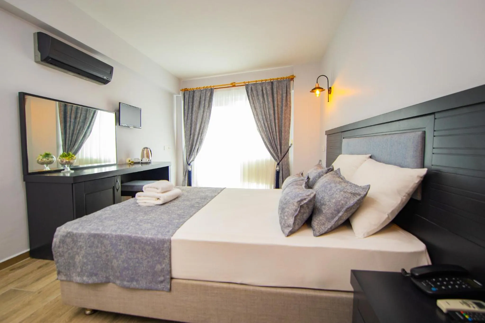 Bed in Hotel Le Marin