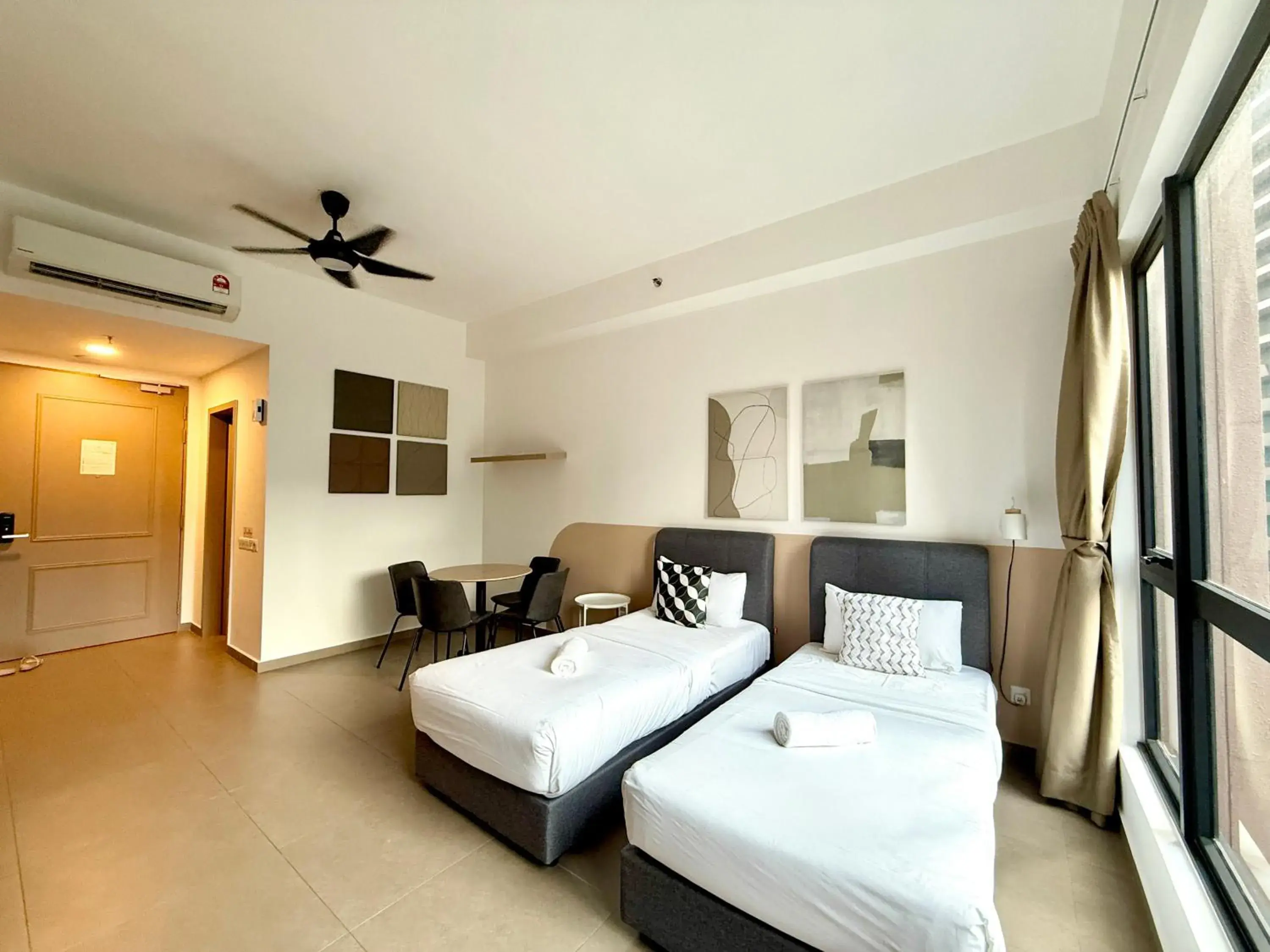 Deluxe Twin Room in Mossaz Mana-Mana Suites Kuala Lumpur Deluxe Twin Room in Mossaz Mana-Mana Suites Kuala Lumpur