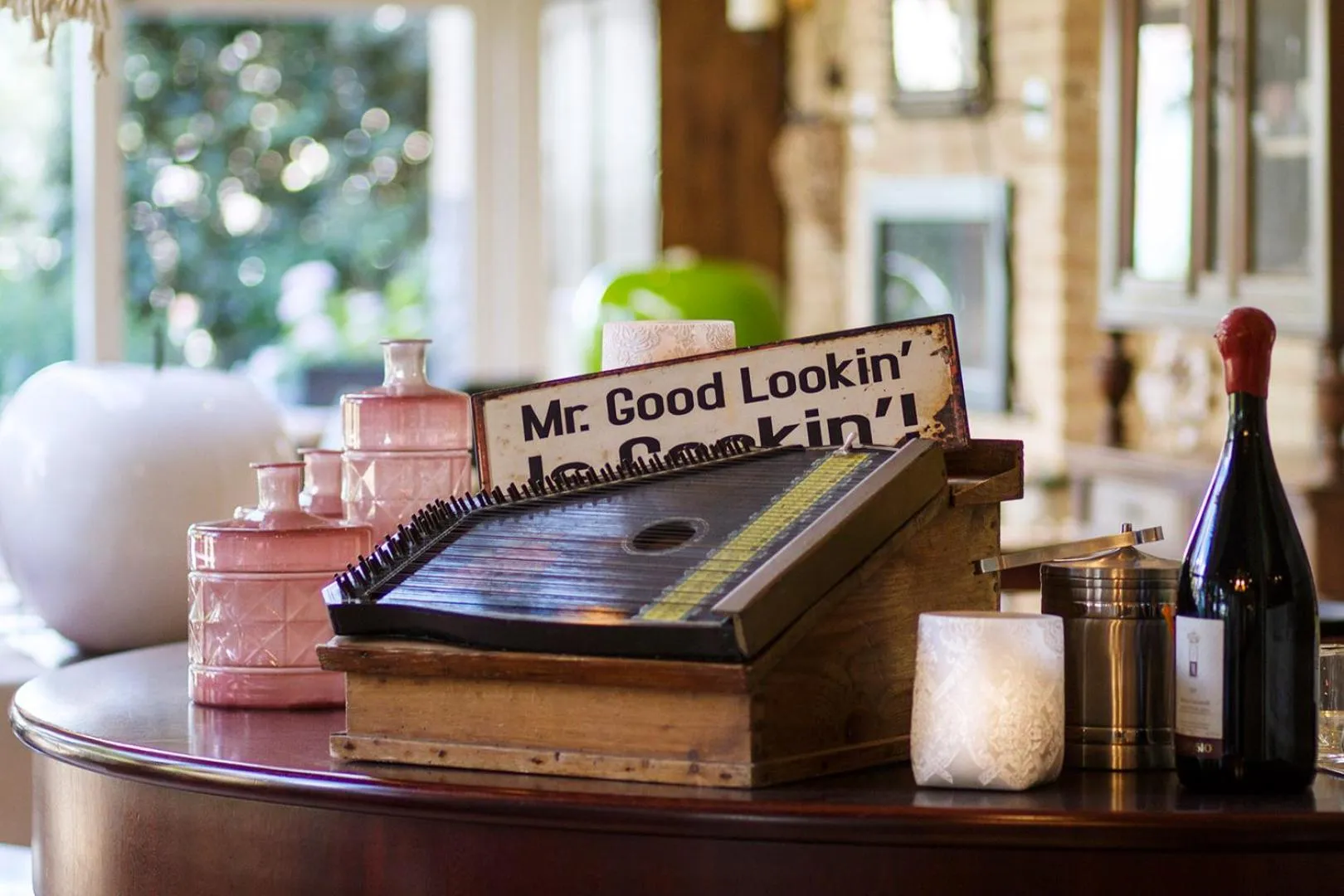 Restaurant/places to eat in Grand Hotel Monopole