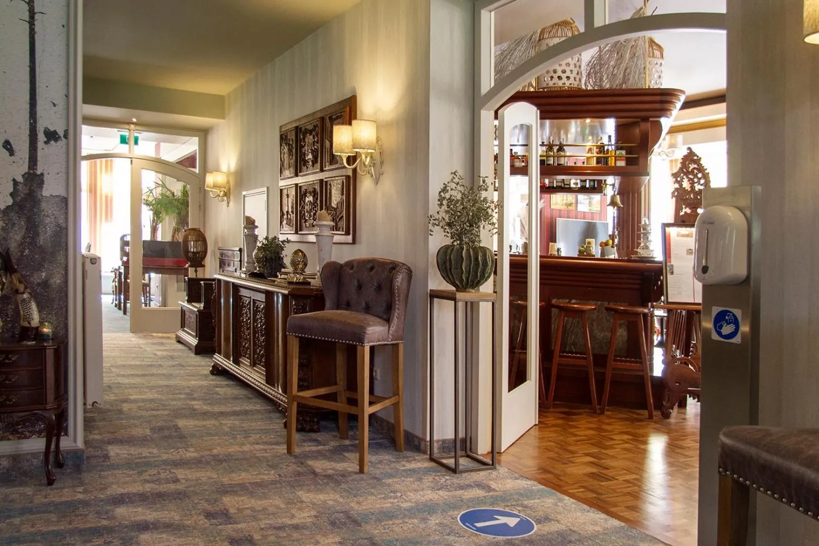 Lobby or reception in Grand Hotel Monopole