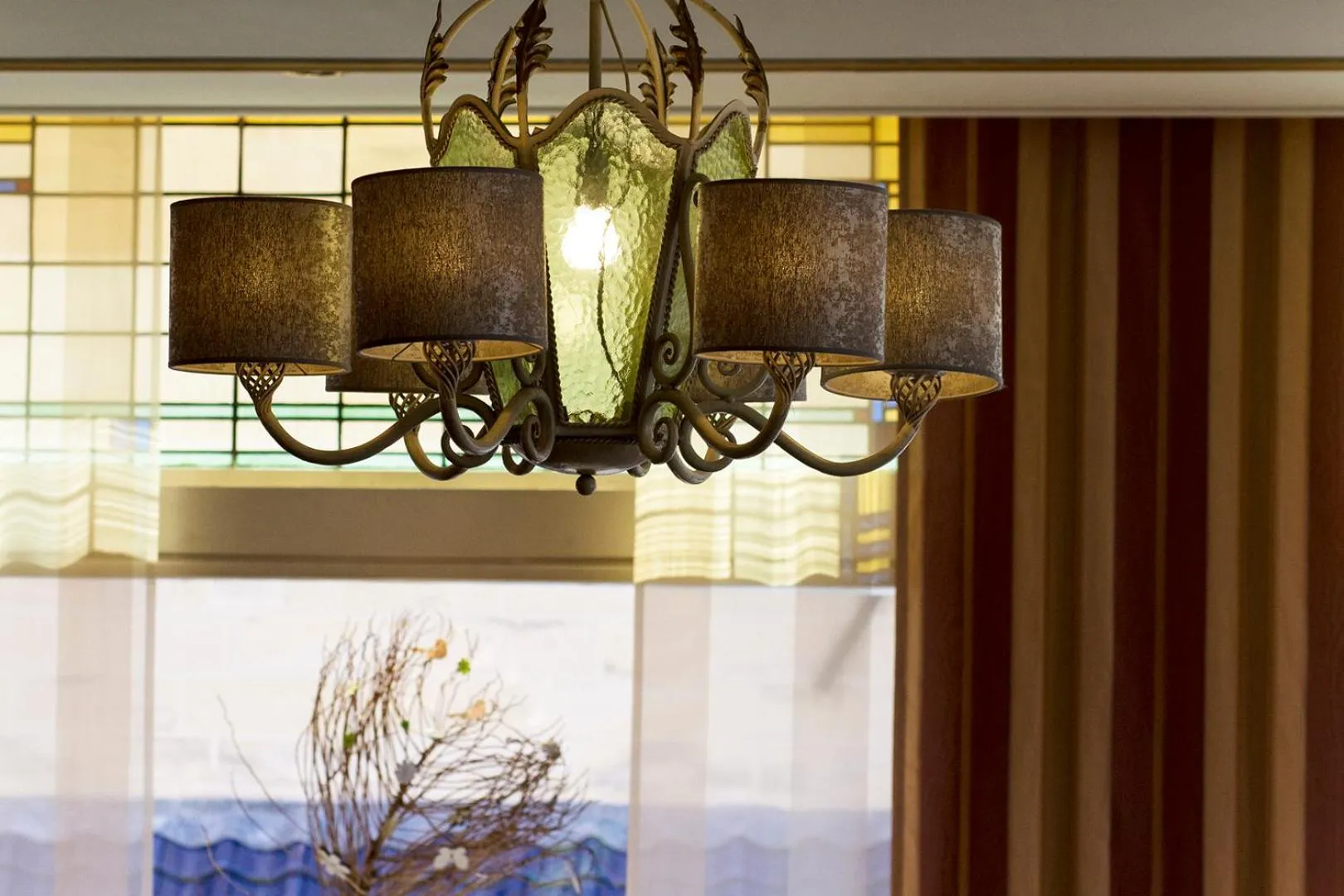 Lounge or bar in Grand Hotel Monopole