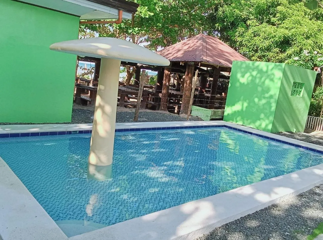 Swimming pool in Palm Garden Resort