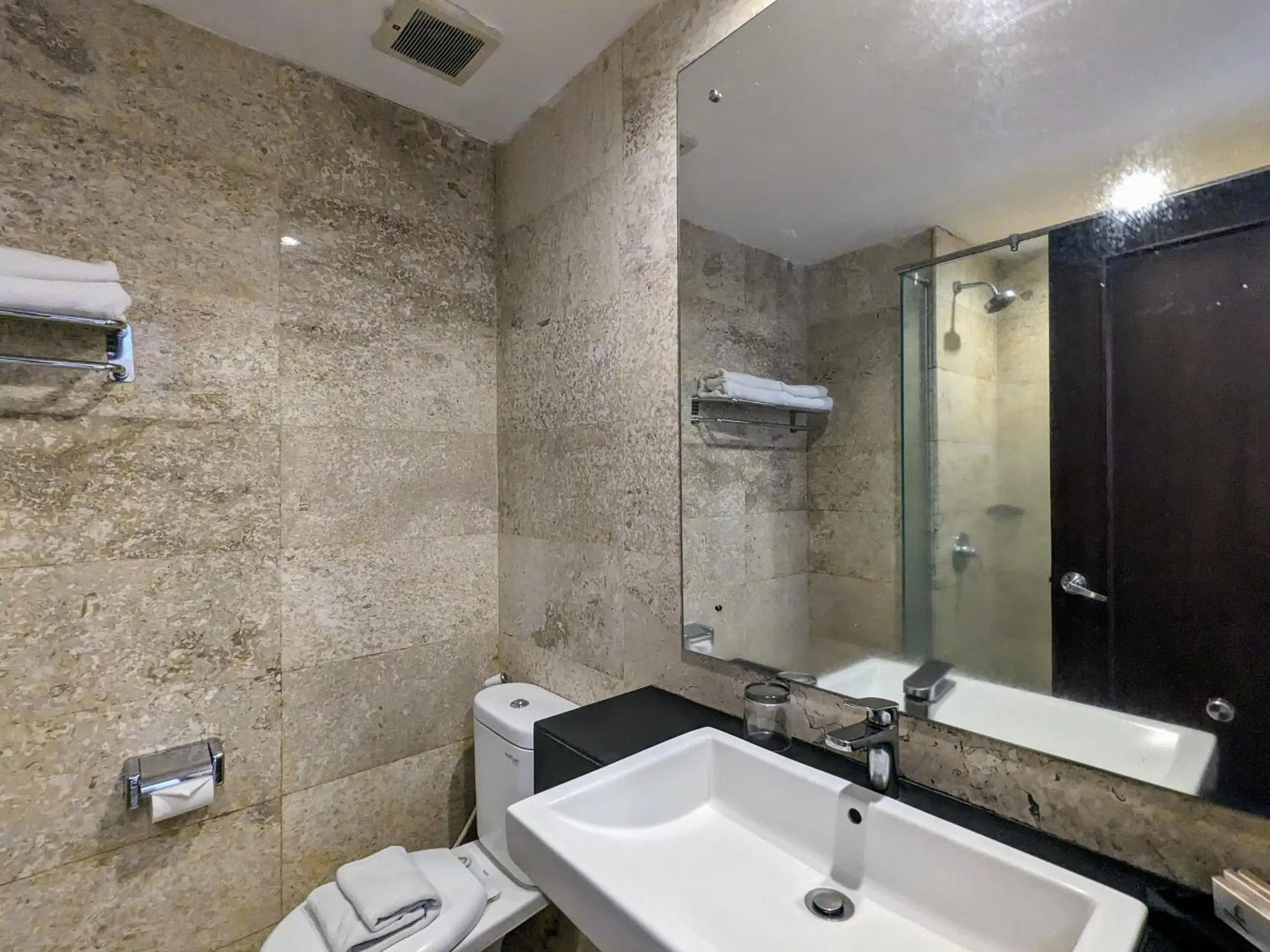 Bathroom in Grand Zuri Pematangsiantar