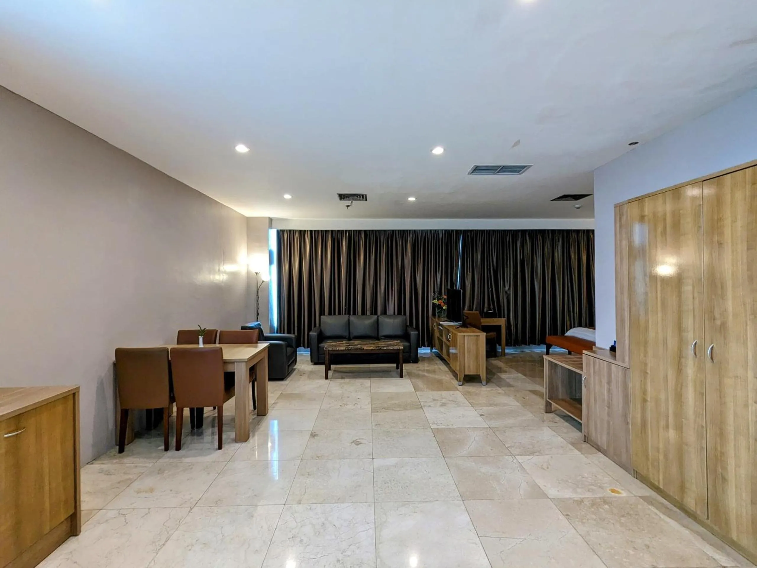 TV and multimedia in Grand Zuri Pematangsiantar