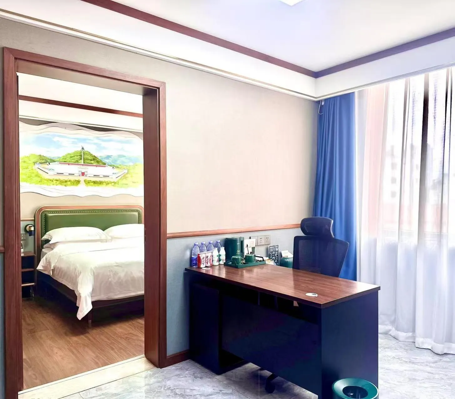 Living room, Bed in Nostalgia S Hotel Kunming Old Street