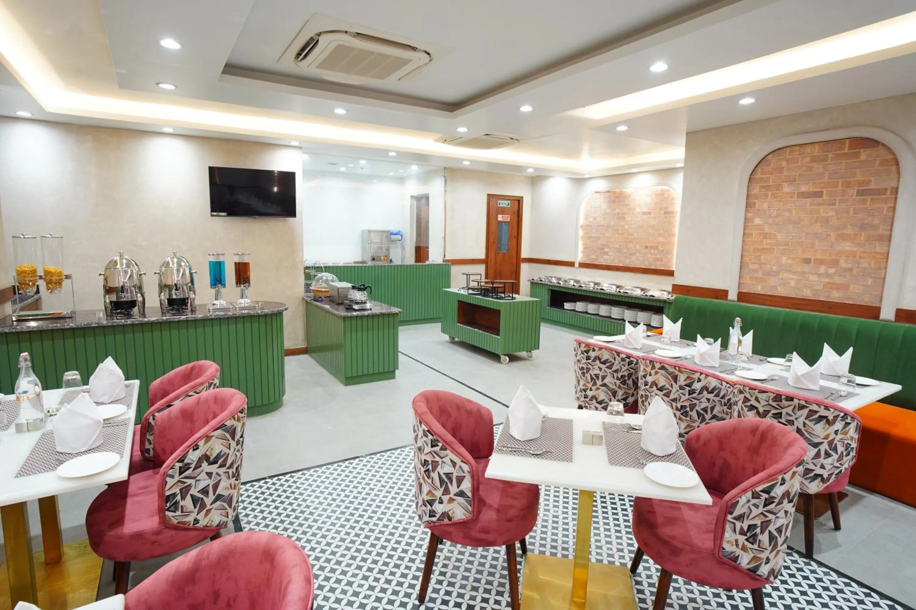 Restaurant/places to eat in IRA By Orchid Noida