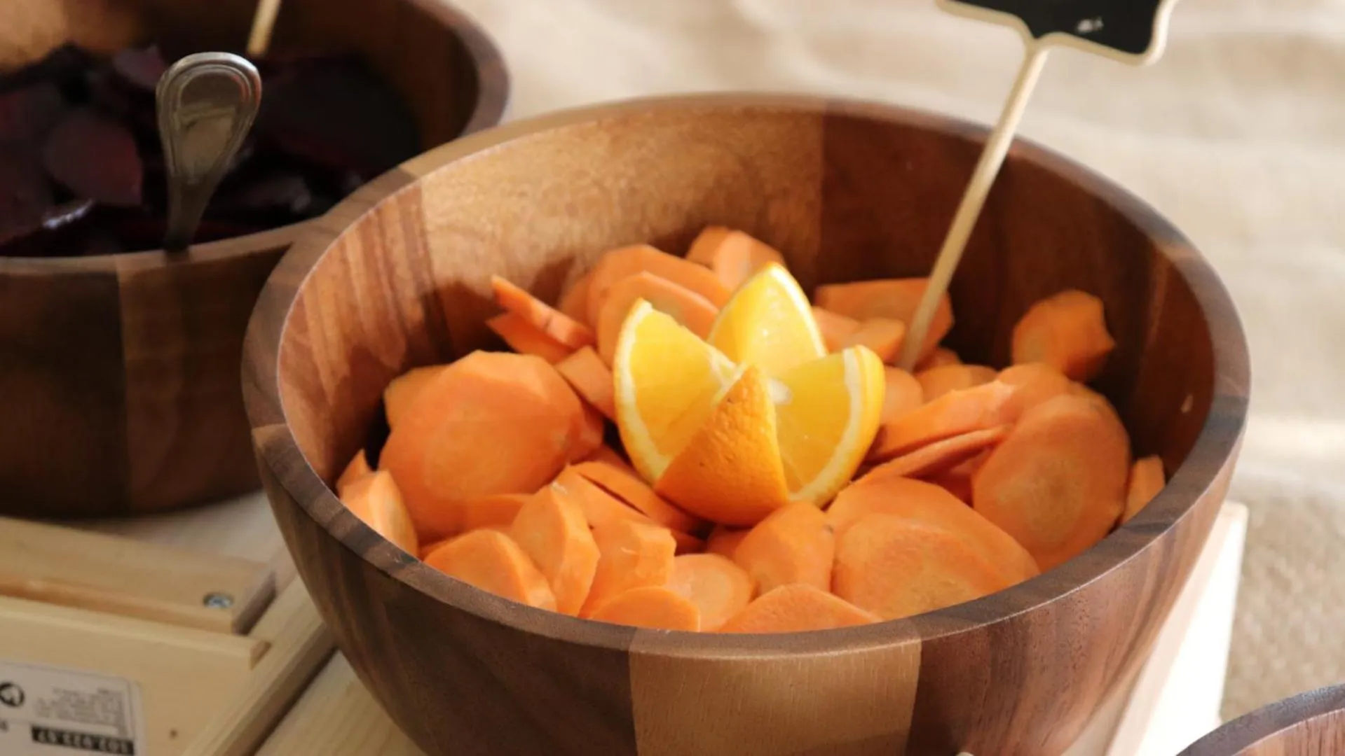 Restaurant/places to eat in Sandy palace Hotel