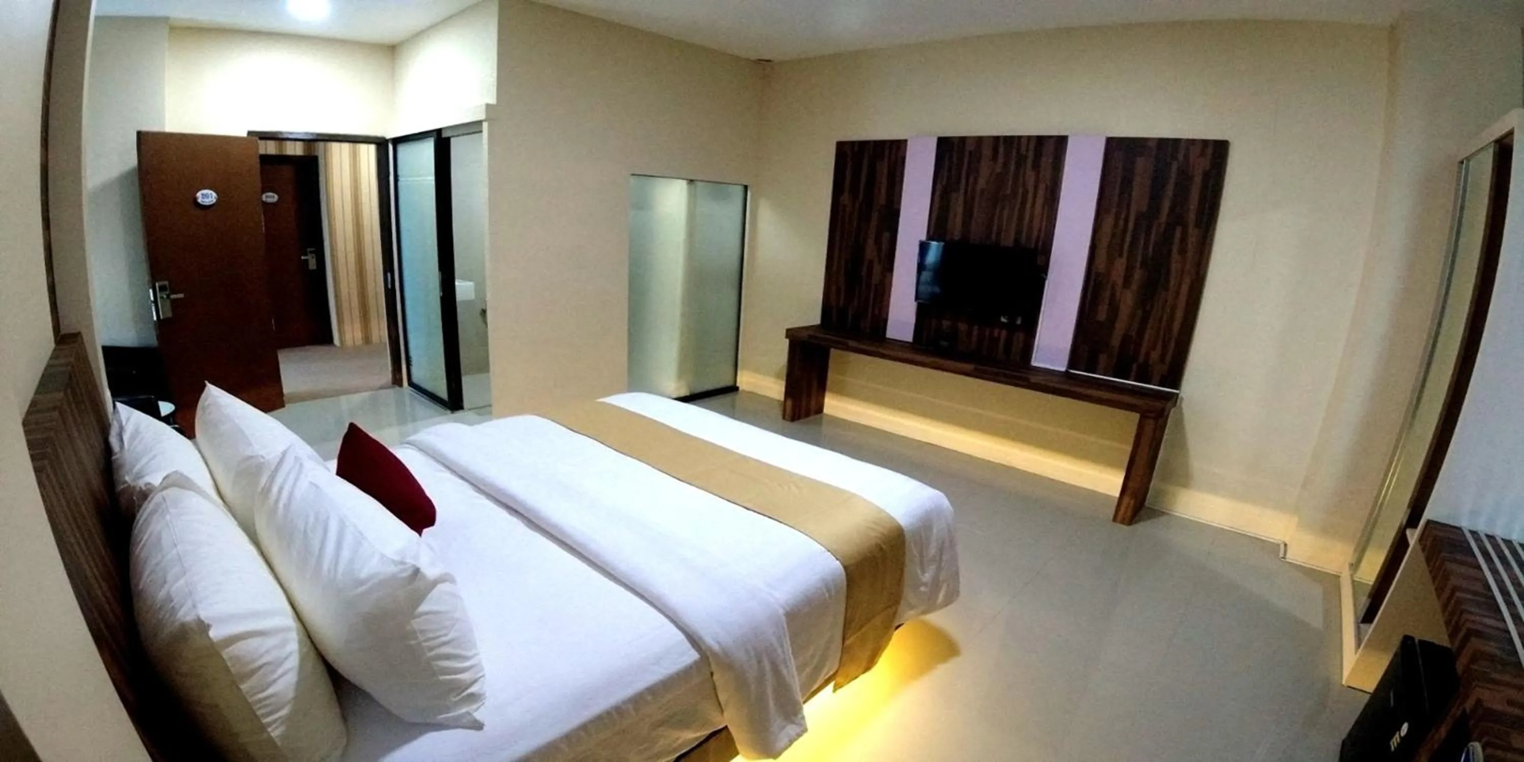 Bed in Great Cokro Edotel Lampung