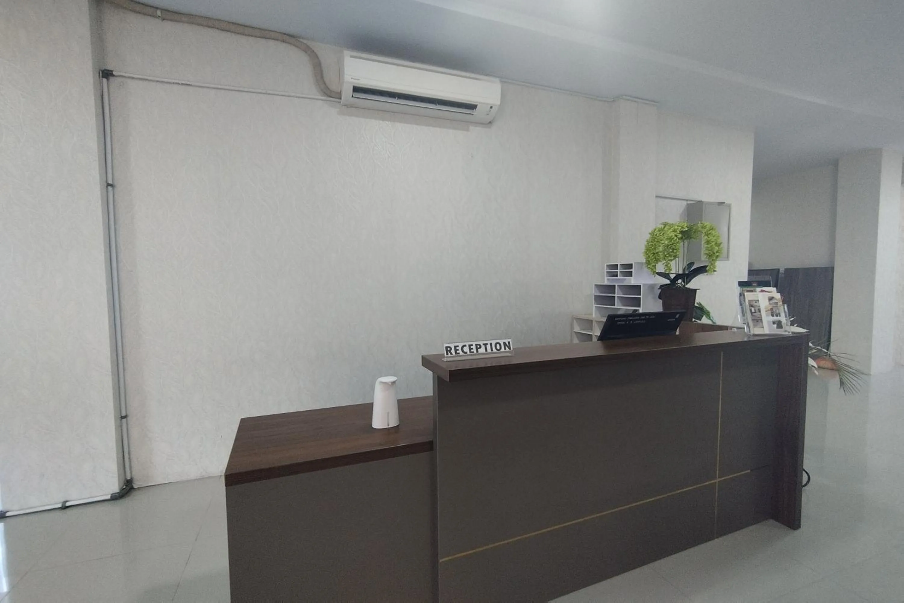 Lobby or reception in Great Cokro Edotel Lampung