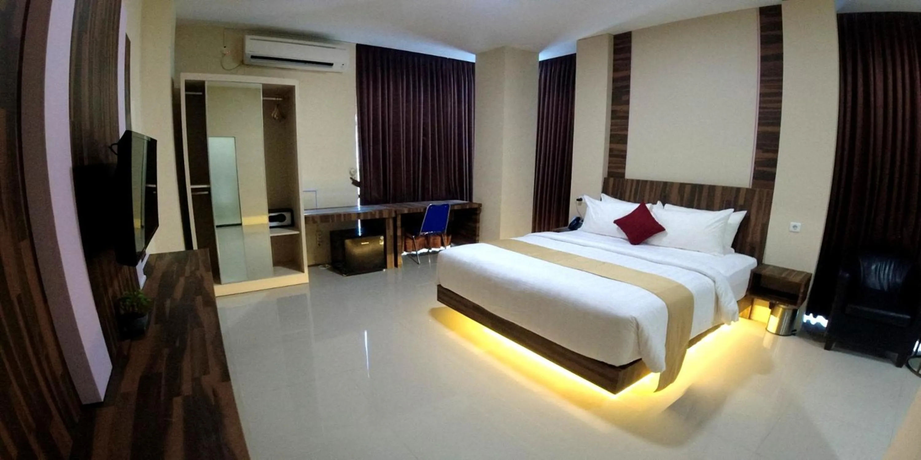 Bed in Great Cokro Edotel Lampung