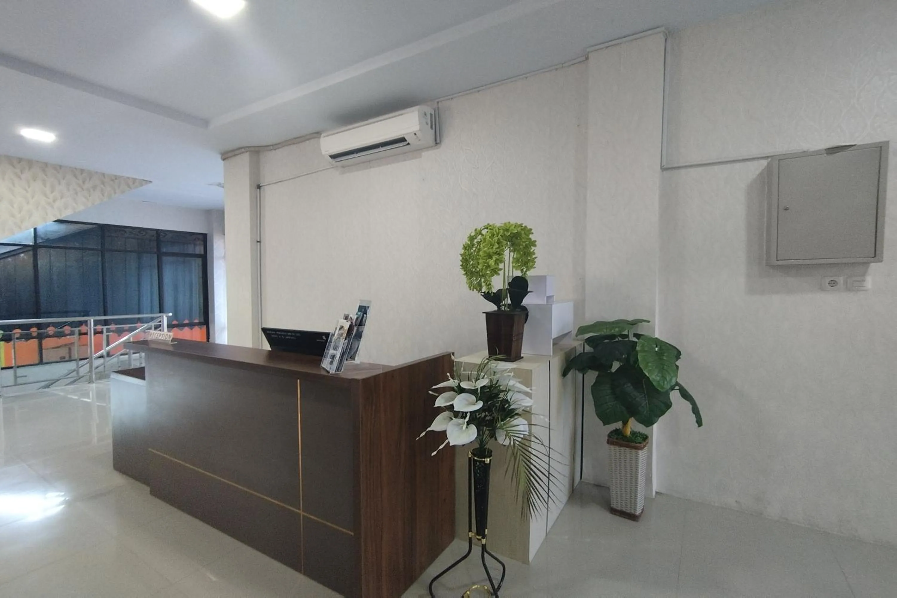 Lobby or reception in Great Cokro Edotel Lampung