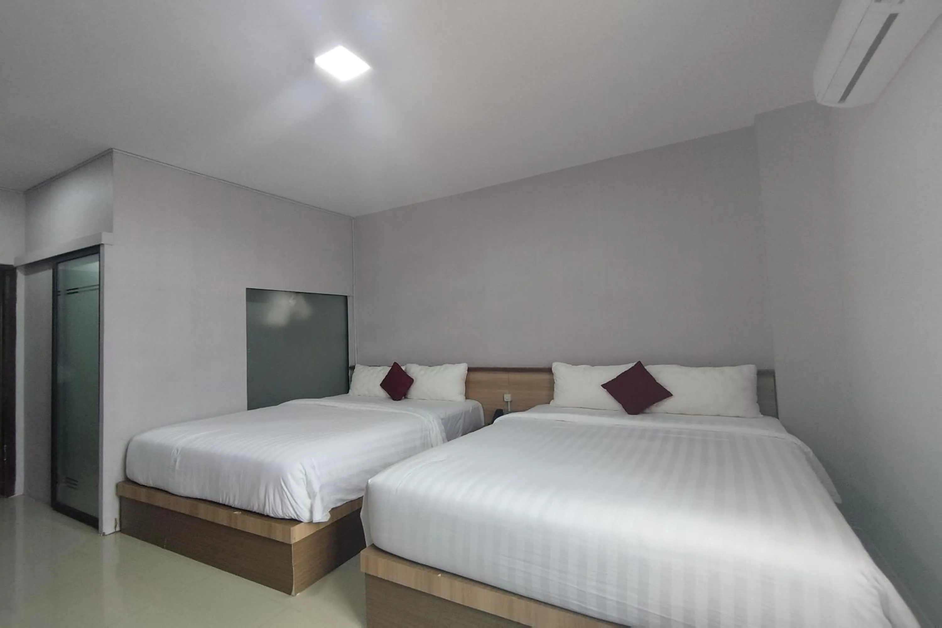 Bed in Great Cokro Edotel Lampung