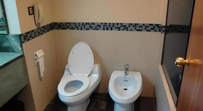 The CentrePoint Hotel