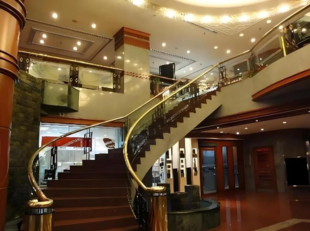 The CentrePoint Hotel