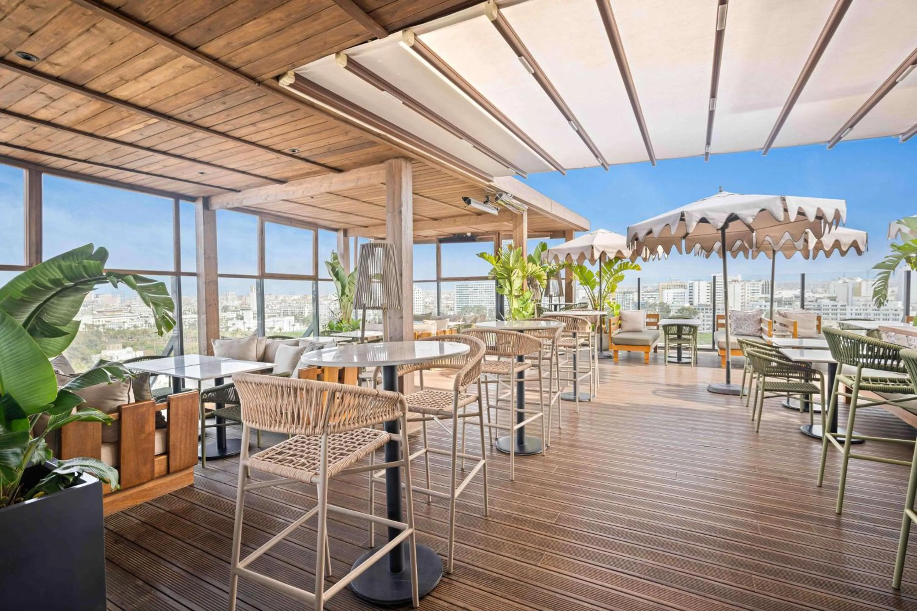 Property building in Radisson Hotel Casablanca Gauthier La Citadelle