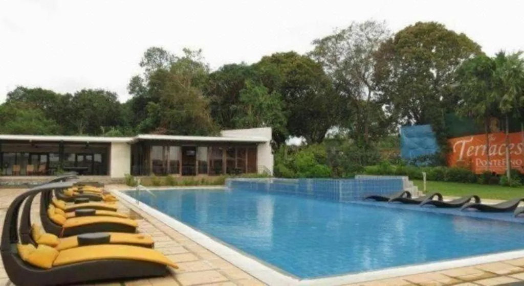 Pontefino Hotel and Residences