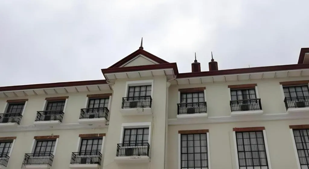 Pontefino Hotel and Residences