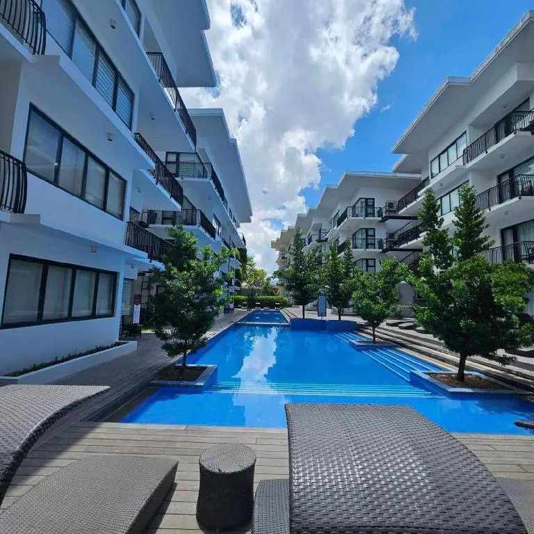 Pontefino Hotel and Residences