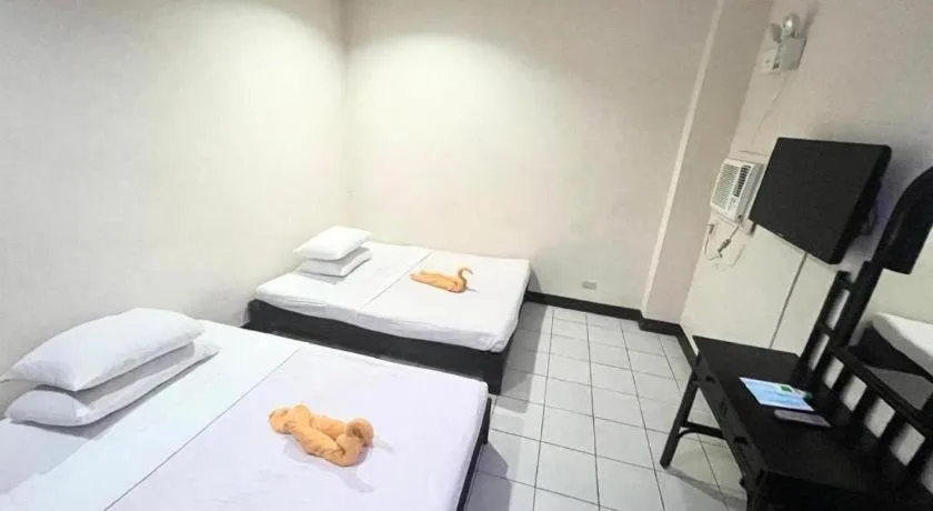 Bed in Boracay Travelodge Beach Resort