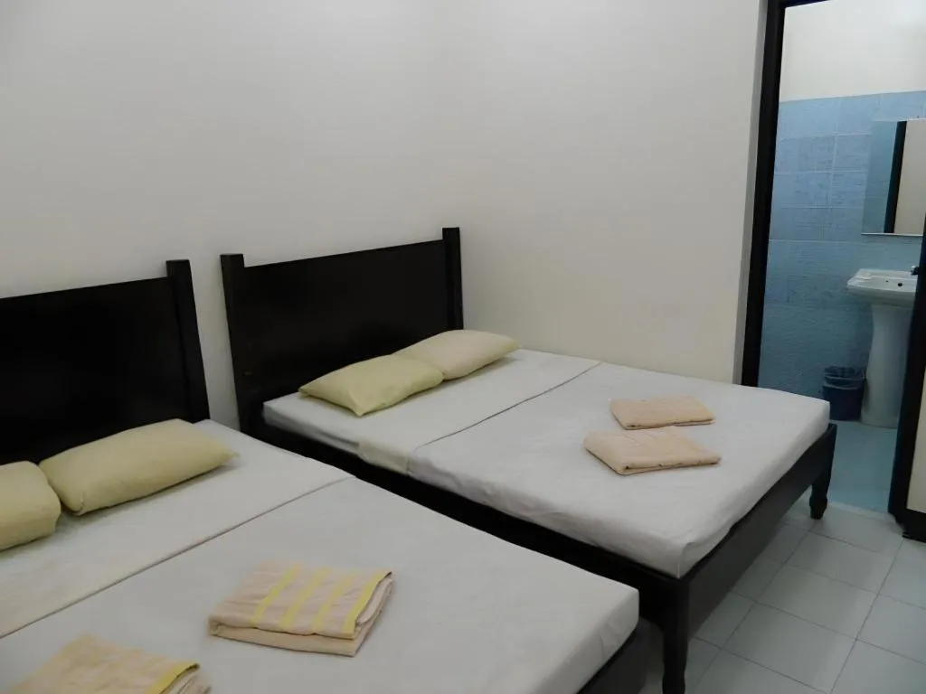 Bed in Boracay Travelodge Beach Resort