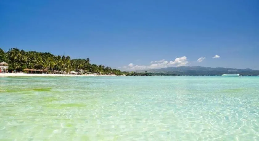 Boracay Travelodge Beach Resort