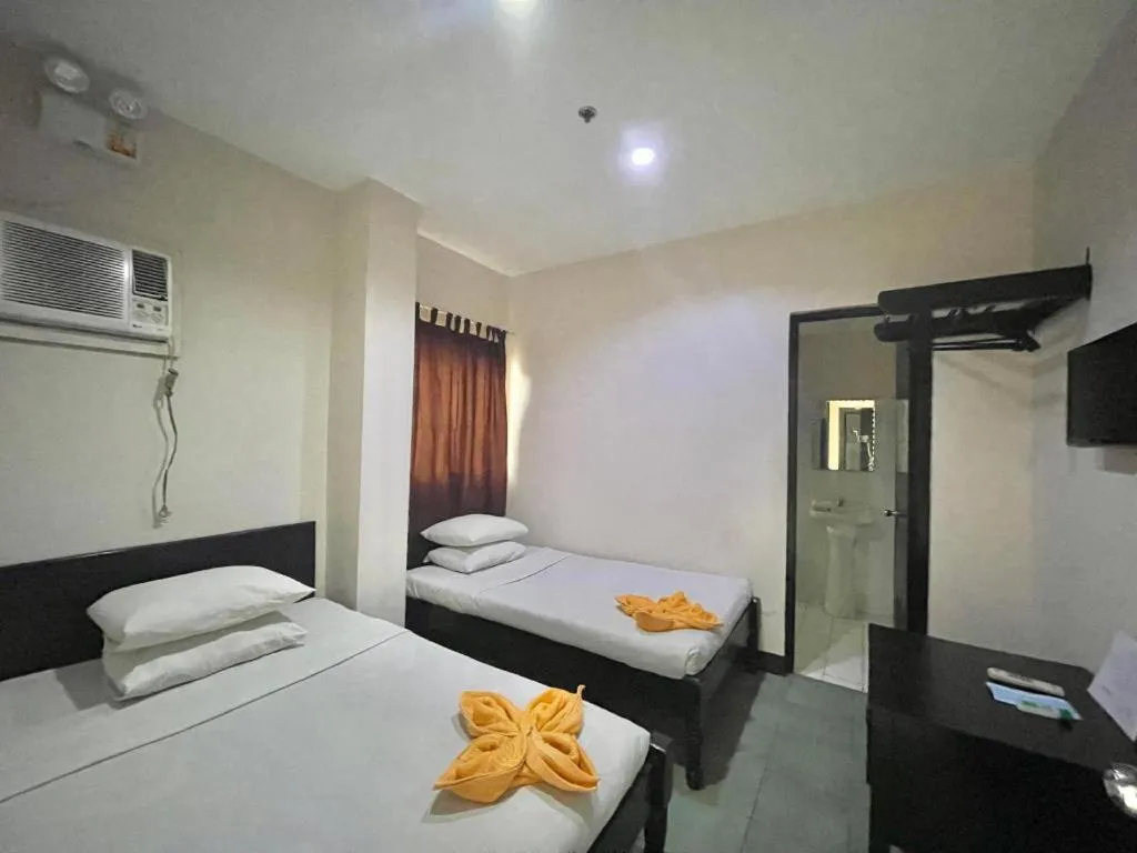 Bed in Boracay Travelodge Beach Resort