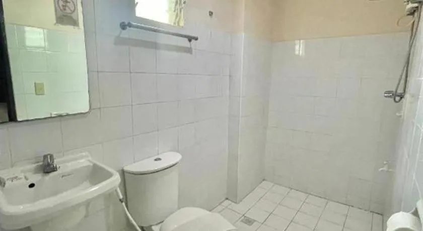 Boracay Travelodge Beach Resort