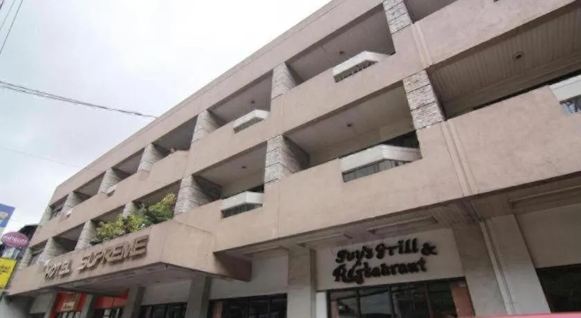 Hotel Supreme