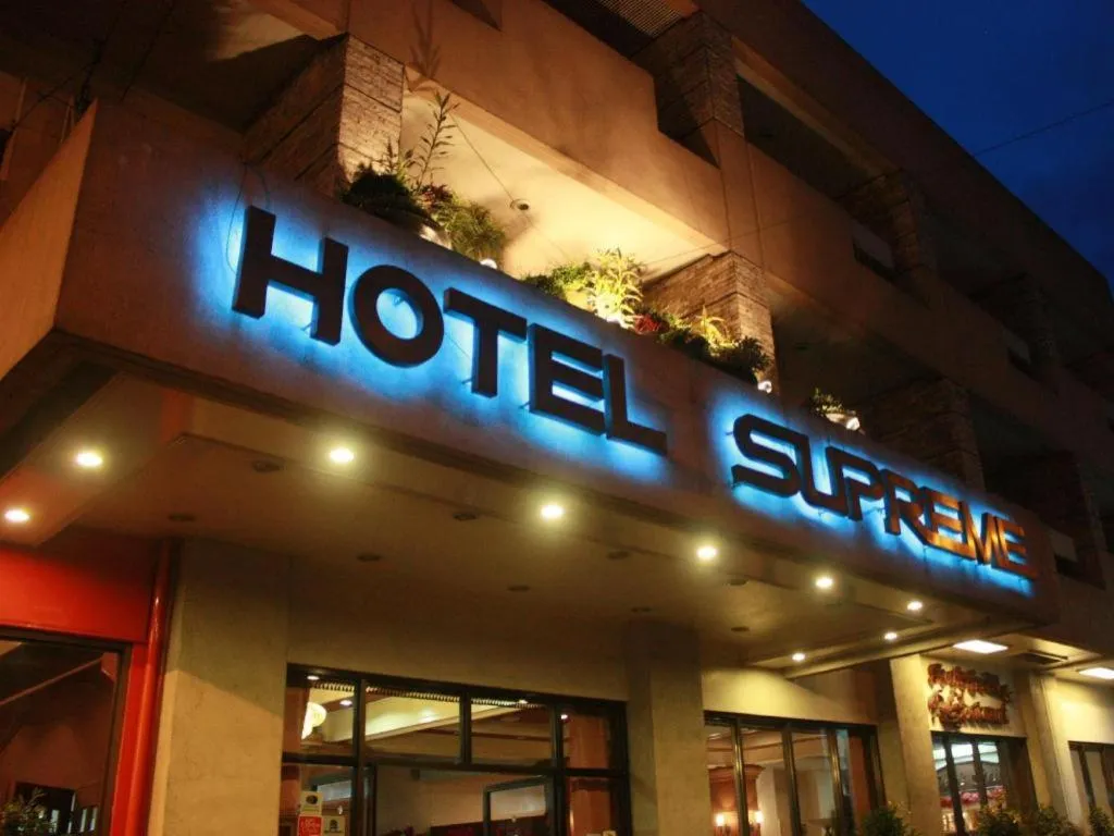 Hotel Supreme