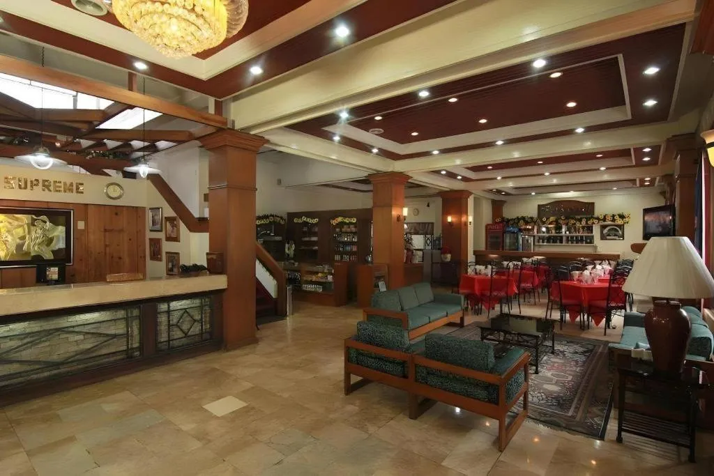 Hotel Supreme Convention Plaza