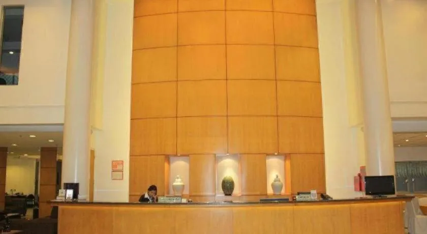 Hotel Supreme Convention Plaza