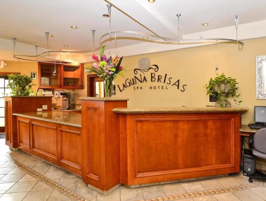 Laguna Brisas - A Beach Hotel