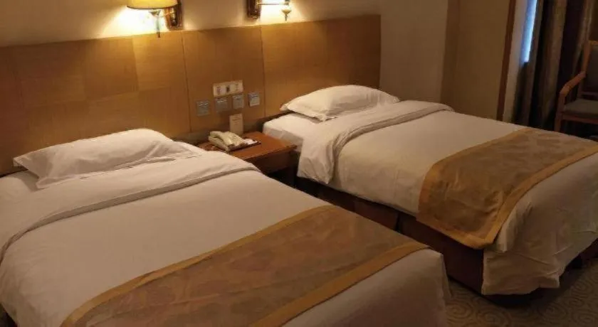 Bed in Greatwall Hotel - Zhengzhou