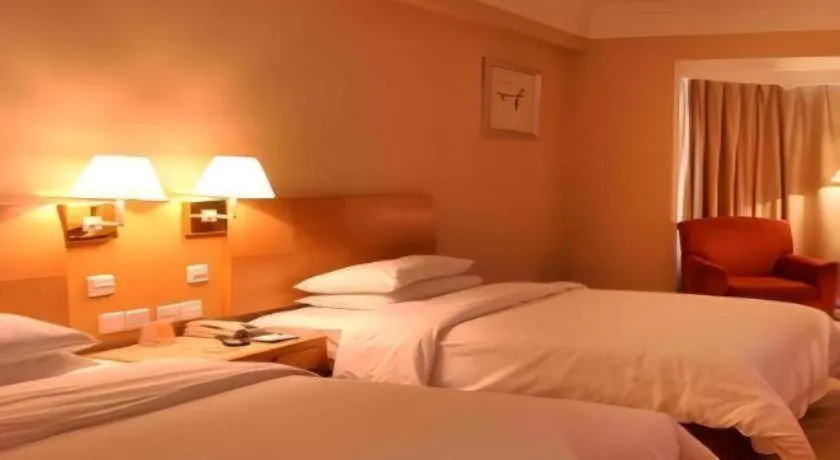 Bed in Greatwall Hotel - Zhengzhou