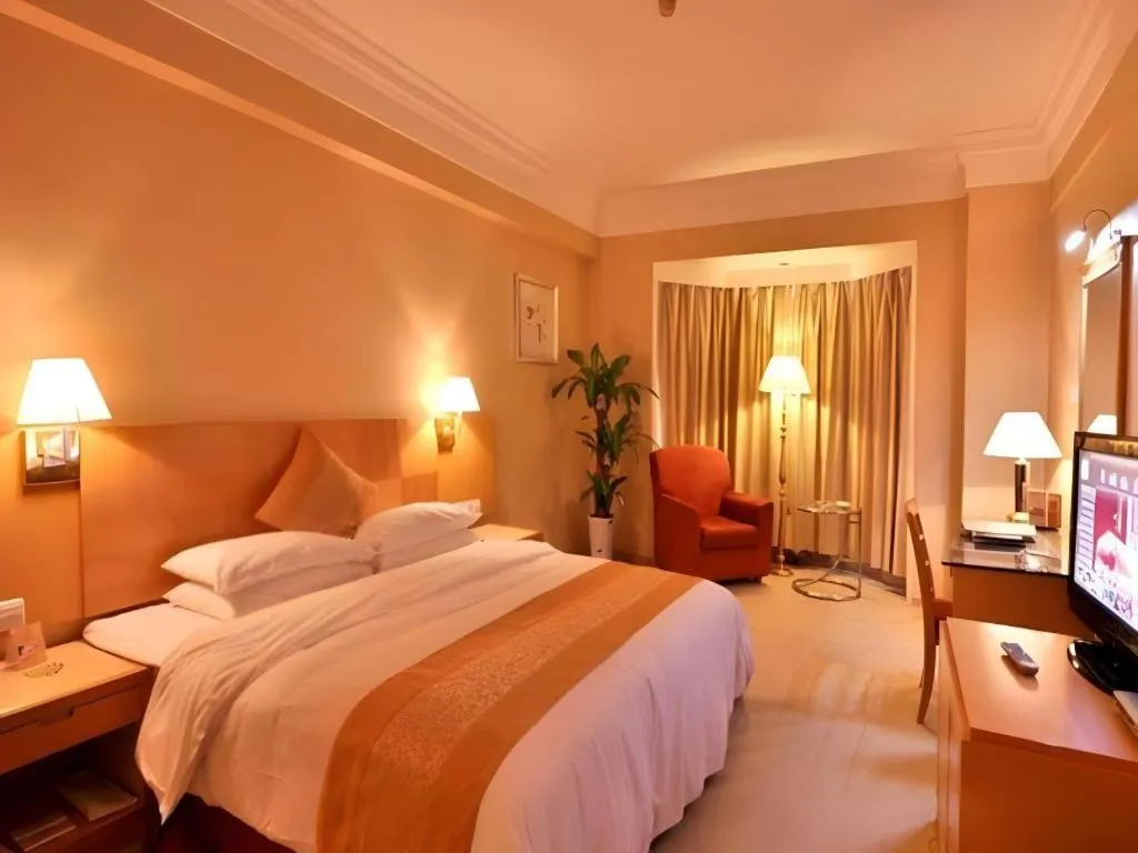 Bed in Greatwall Hotel - Zhengzhou
