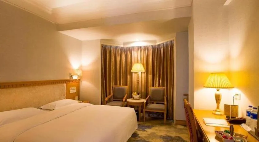 Bed in Greatwall Hotel - Zhengzhou