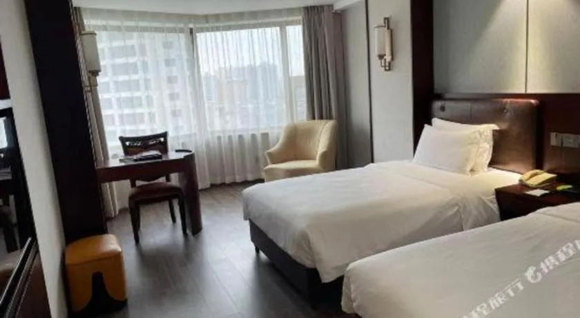 Bed in Xian Empress Hotel