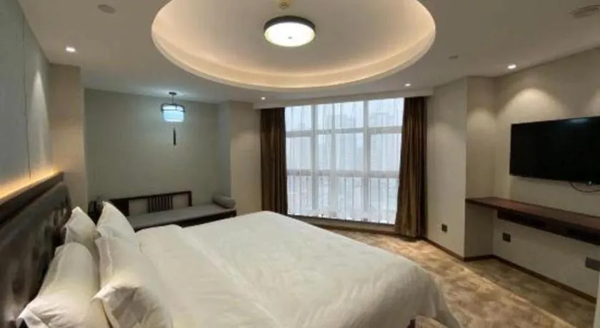 Bed in Xian Empress Hotel