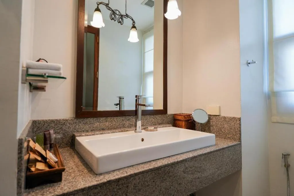 Baan Klang Wiang Hotel