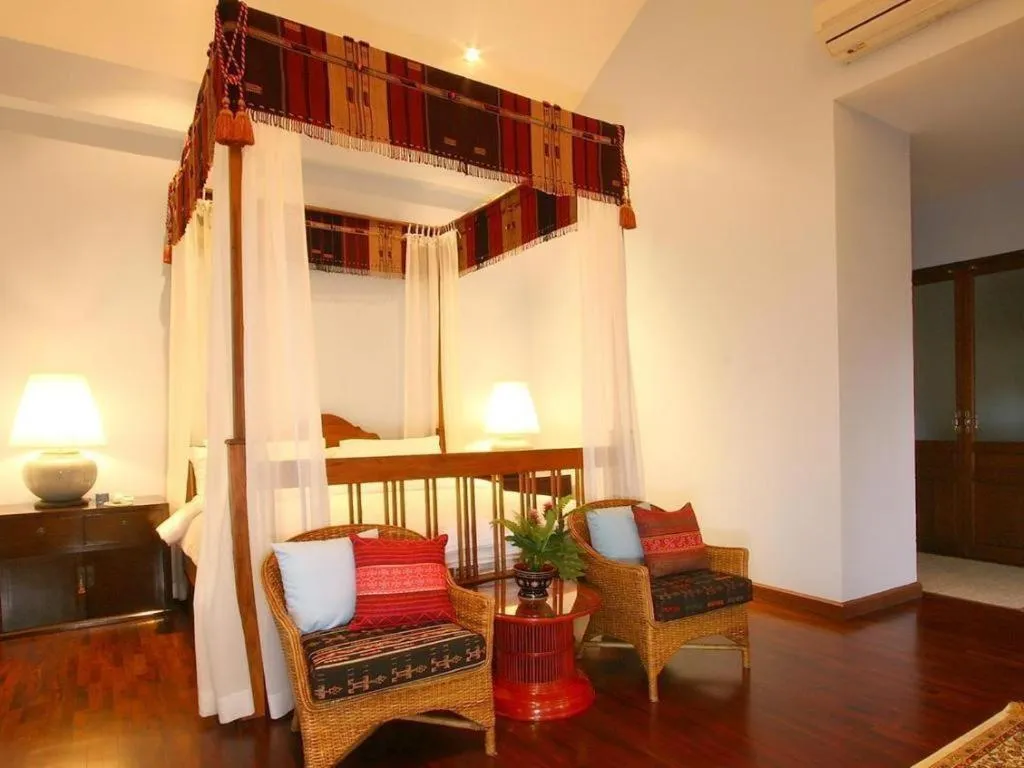 Bed in Baan Klang Wiang Hotel