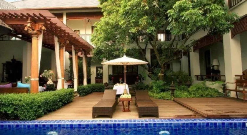 Baan Klang Wiang Hotel
