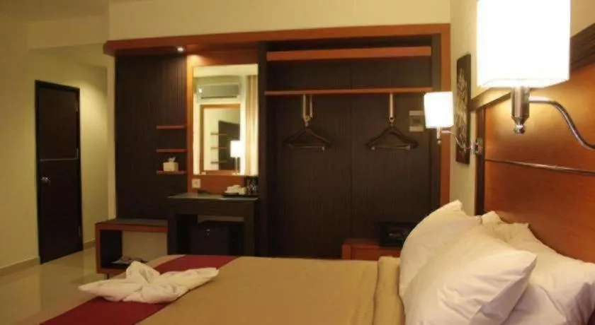 Bed in Travello Hotel Manado