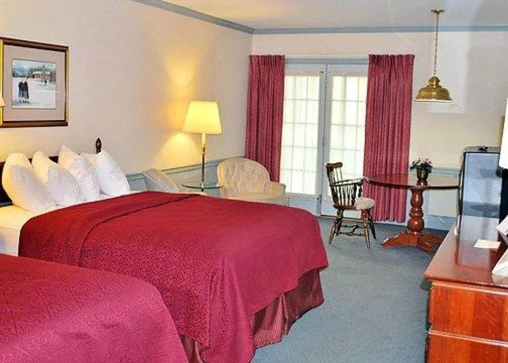 Bed in Rodeway Inn & Suites Myerstown - Lebanon