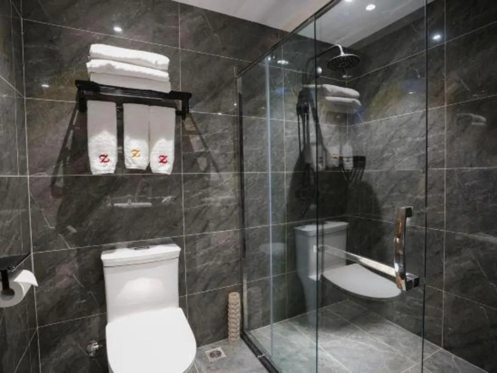 Dandong Rising Zhonglian Hotel